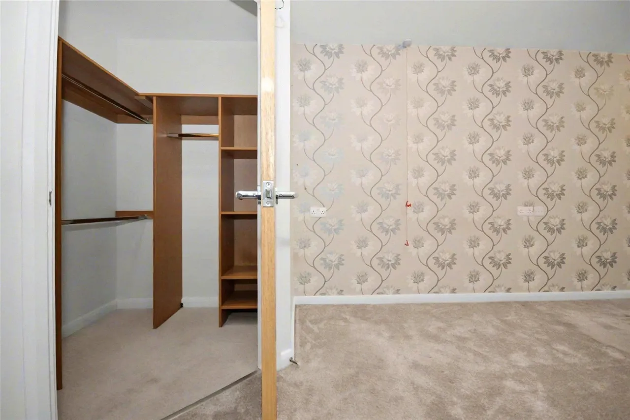 Squirrel Way, Leeds, LS17, photo 11