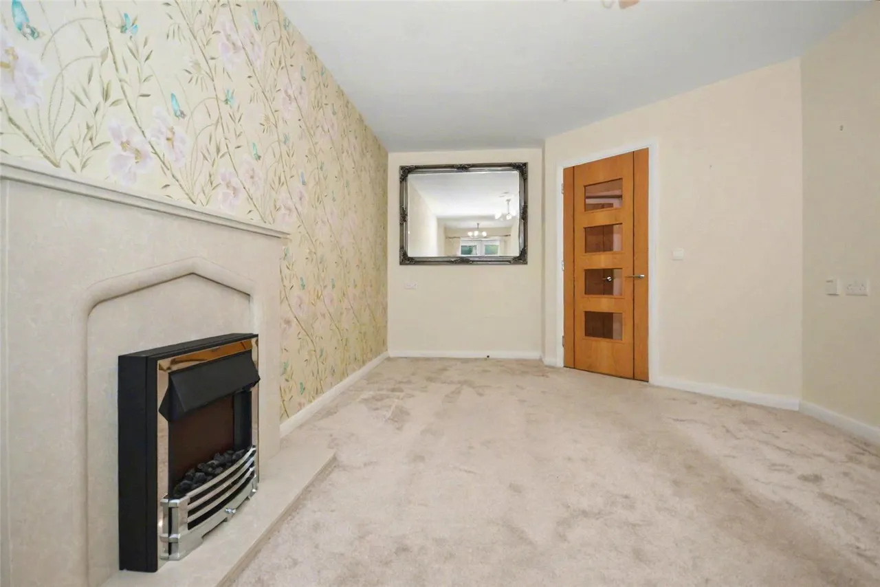 Squirrel Way, Leeds, LS17, photo 14