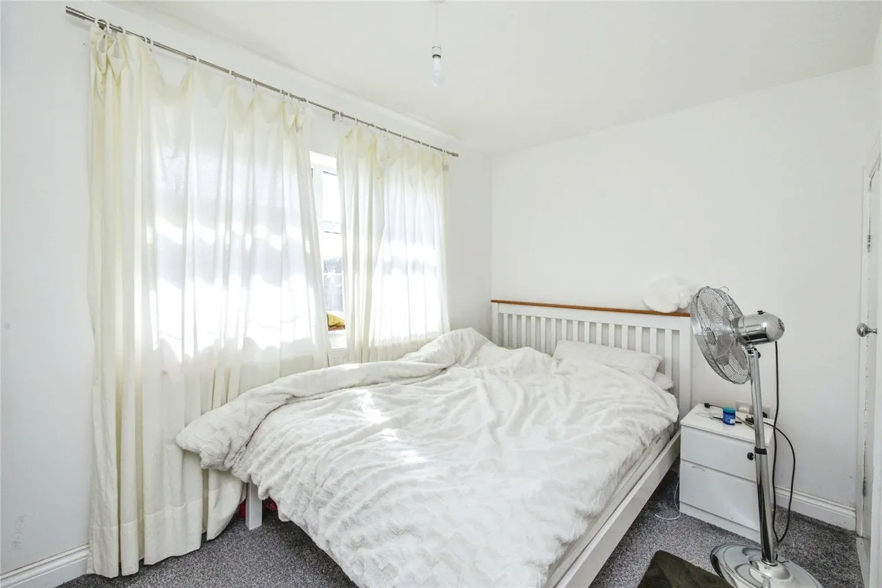 Smithy Close, Clifton, Nottingham, NG11, photo 10