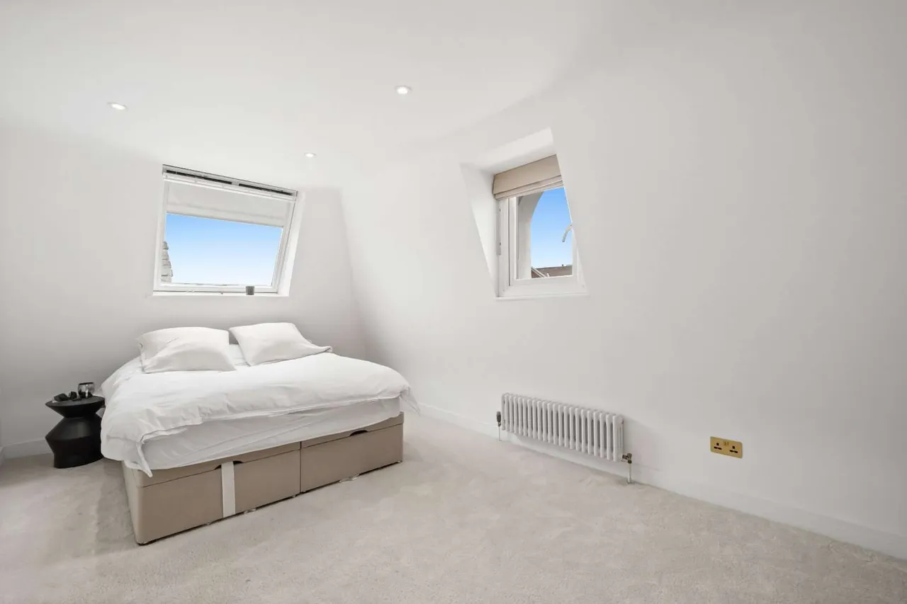 St. John's Hill, London, SW11 1SH, photo 11