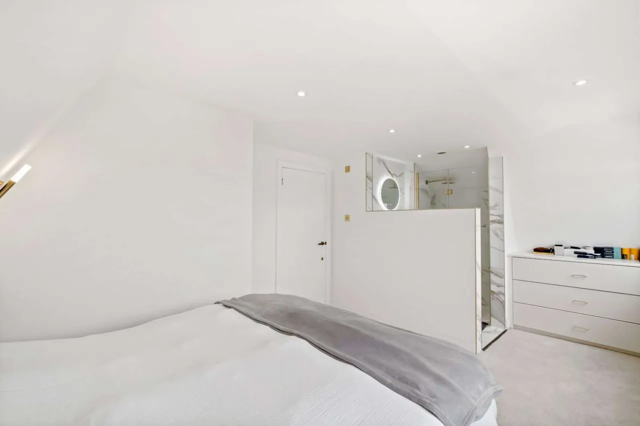St. John's Hill, London, SW11 1SH, photo 10