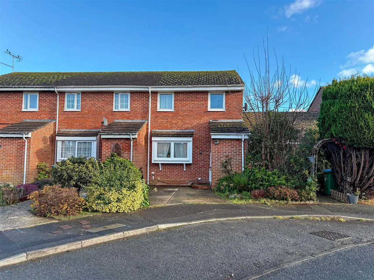 3 bed house for sale, Douglas Close, Ford