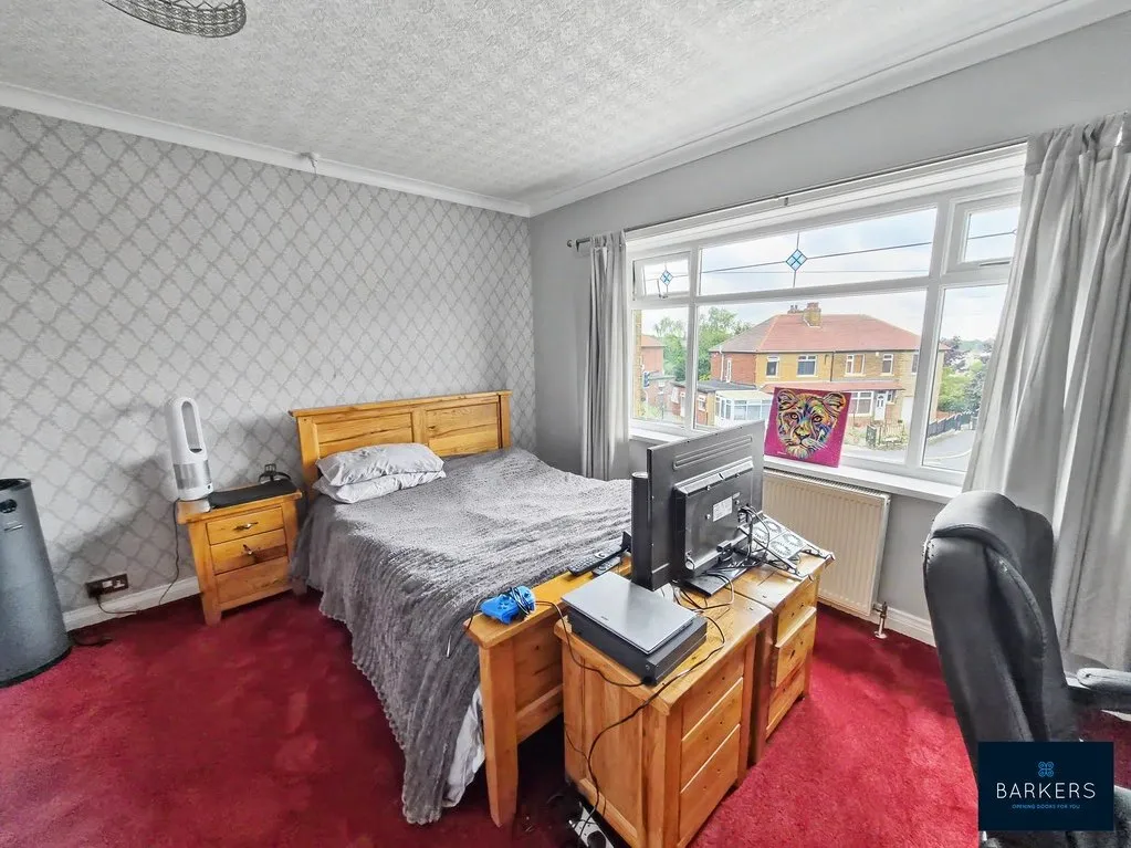 Leeds Road, Dewsbury WF12 7HQ, photo 9