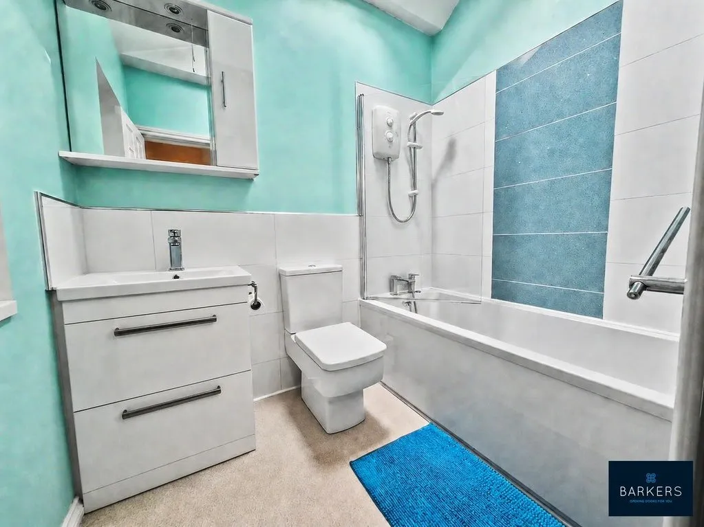 Leeds Road, Dewsbury WF12 7HQ, photo 14