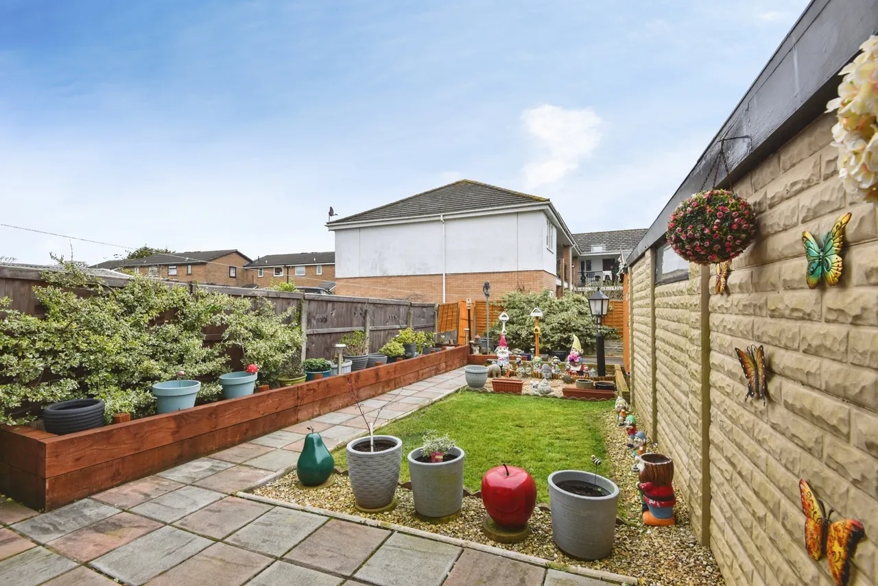 Broughton Grove, Morecambe, LA3, photo 2