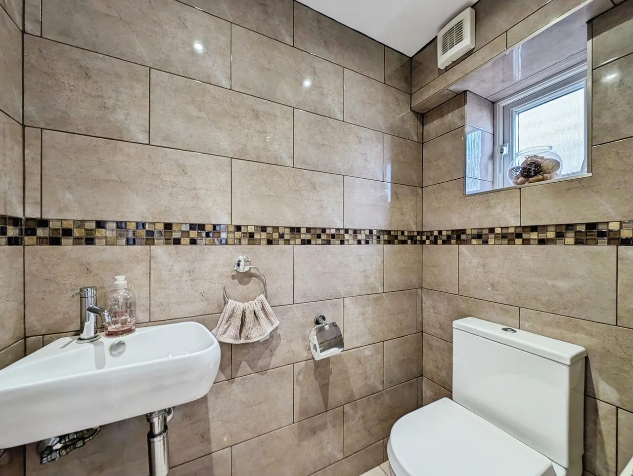 Thornhill Close, Gateshead, Tyne and Wear, NE11, photo 14