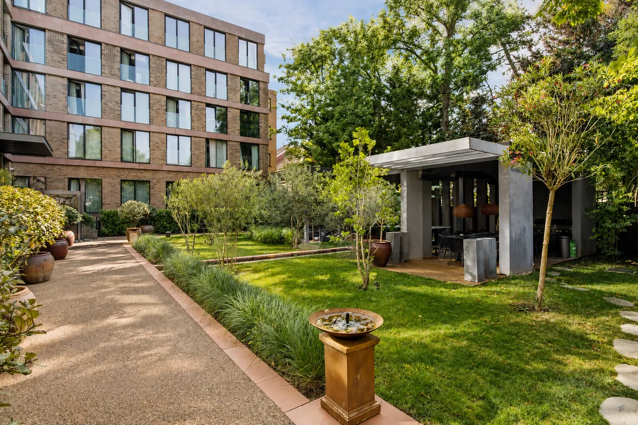 Dandi Brondesbury, London, NW6, photo 21