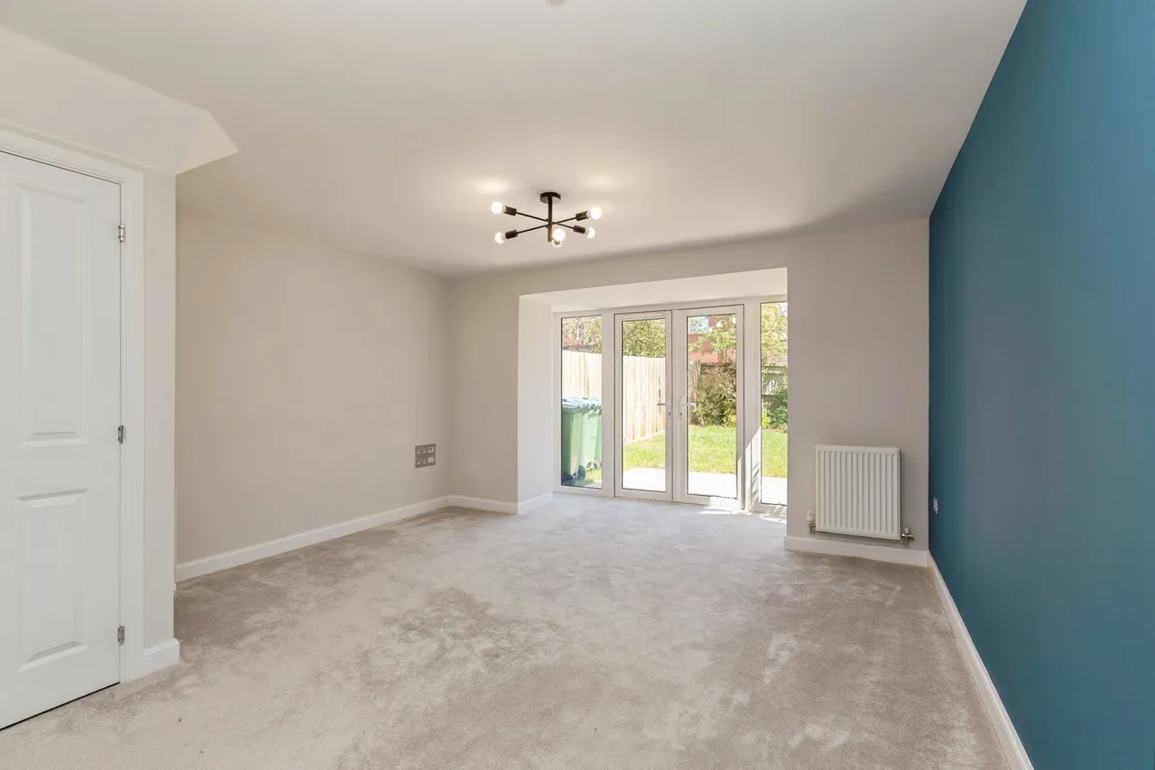 Bobby Road, Broughton, Aylesbury, Buckinghamshire, HP22, photo 17
