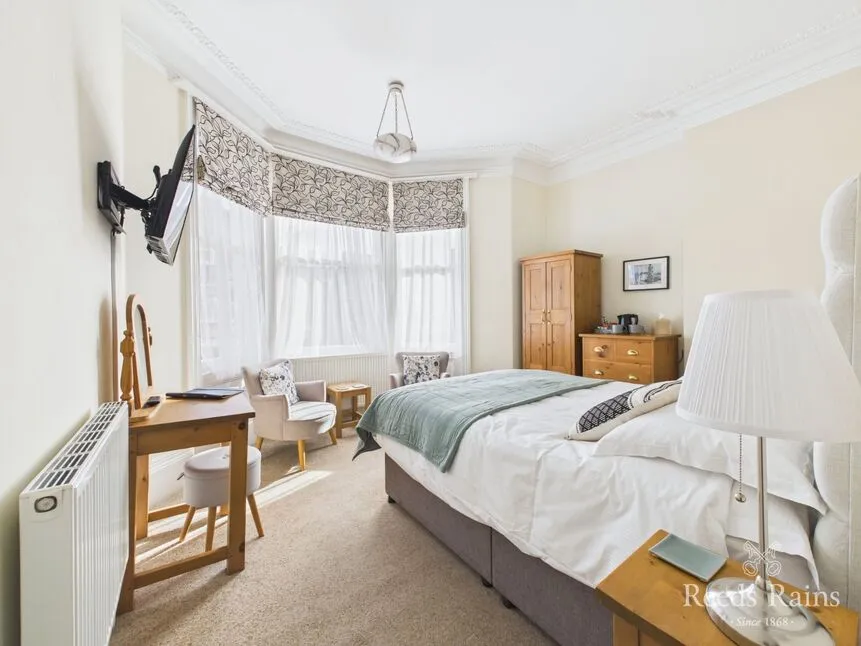 Esplanade Road, Scarborough, YO11, photo 14
