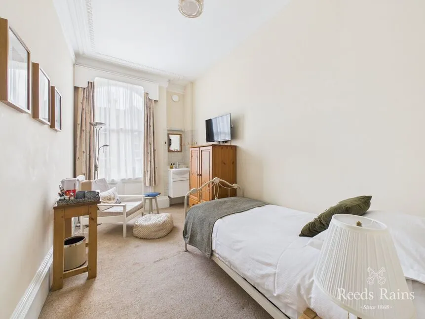 Esplanade Road, Scarborough, YO11, photo 13