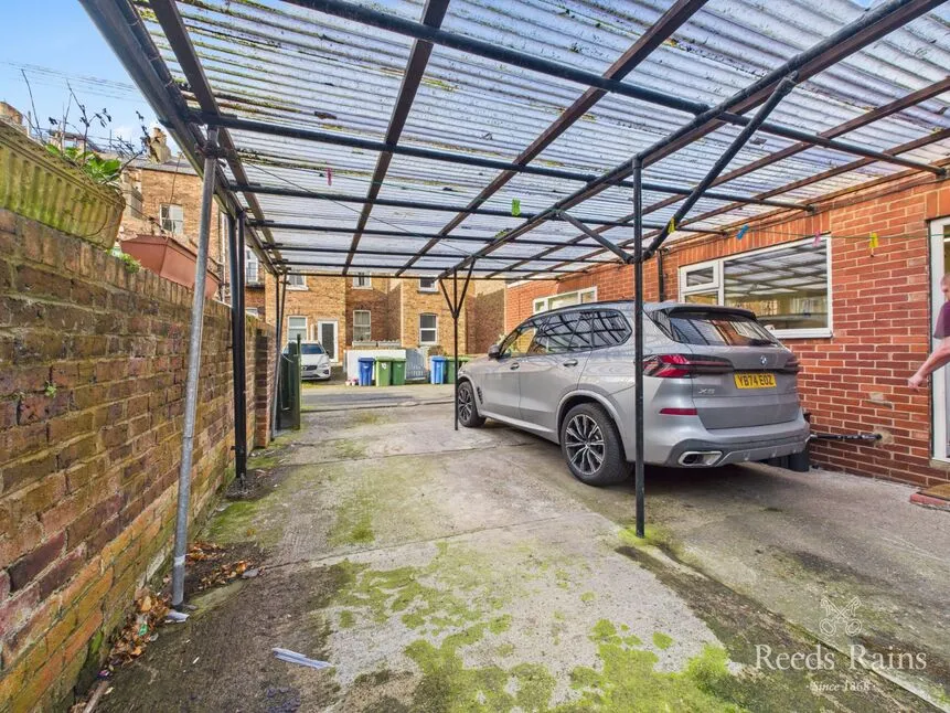 Esplanade Road, Scarborough, YO11, photo 9