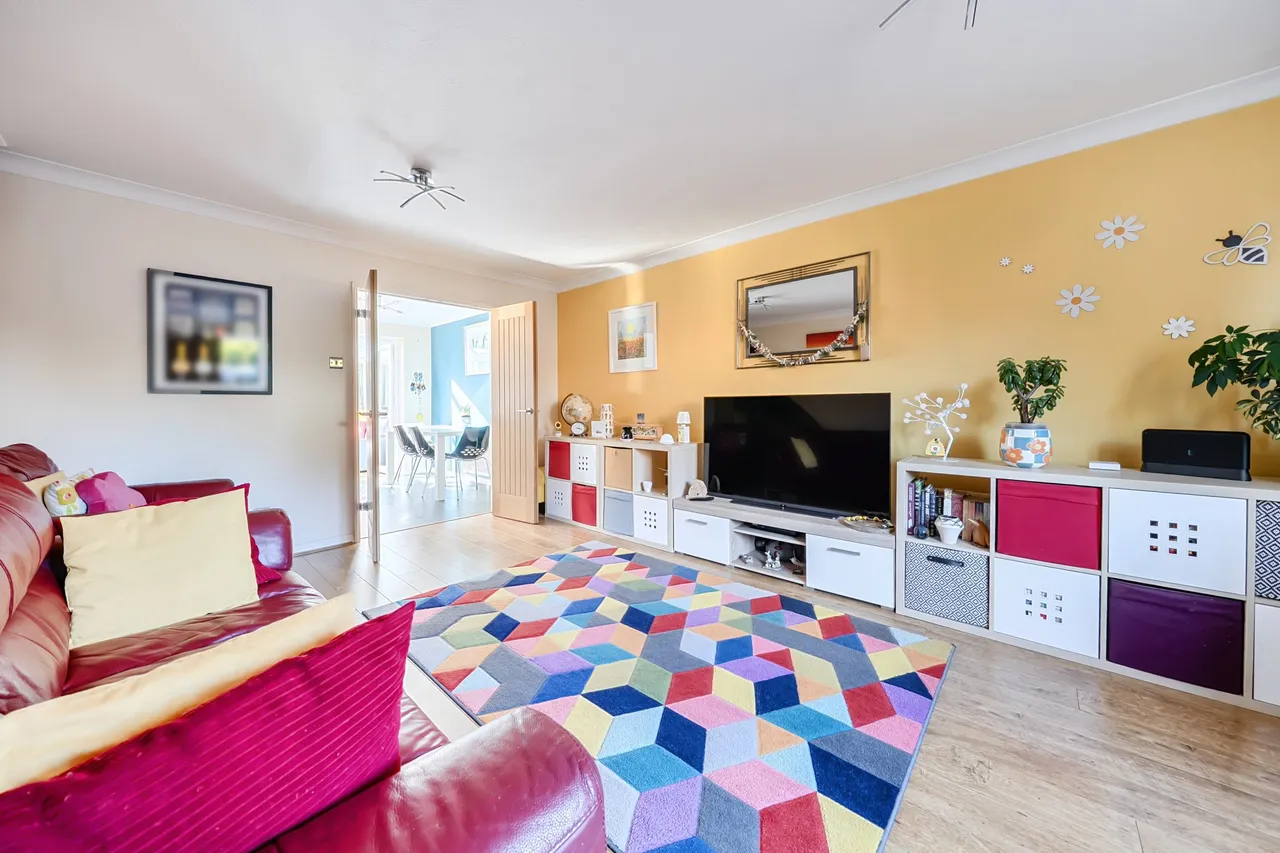 Angel Meadows, Odiham, Hook, RG29 1AR, photo 4