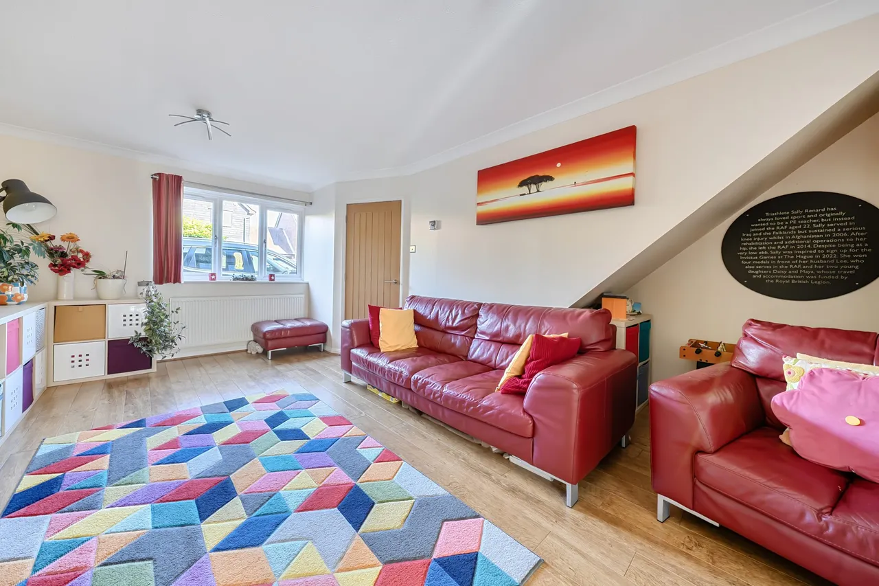 Angel Meadows, Odiham, Hook, RG29 1AR, photo 5