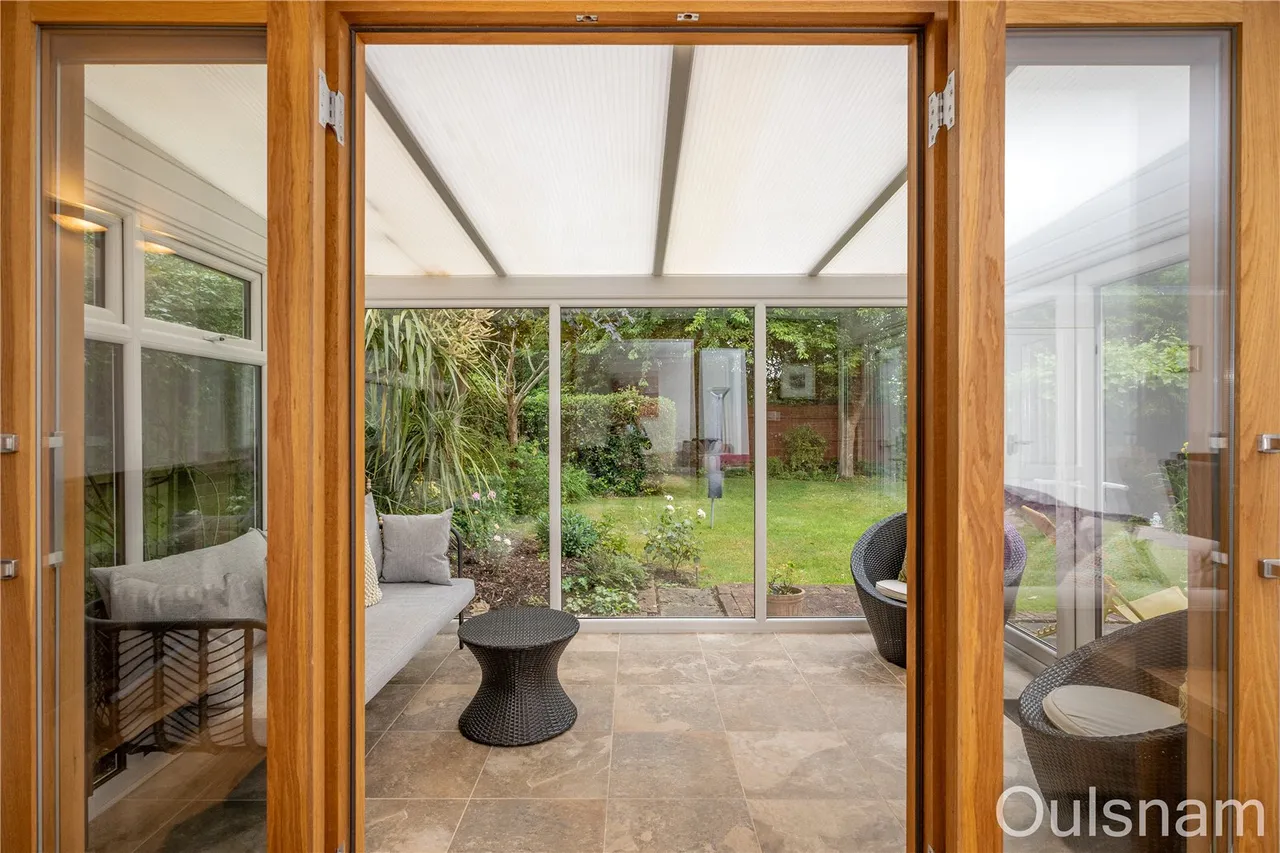 Manor Court Road, Bromsgrove, Worcestershire, B60 3NW, photo 8