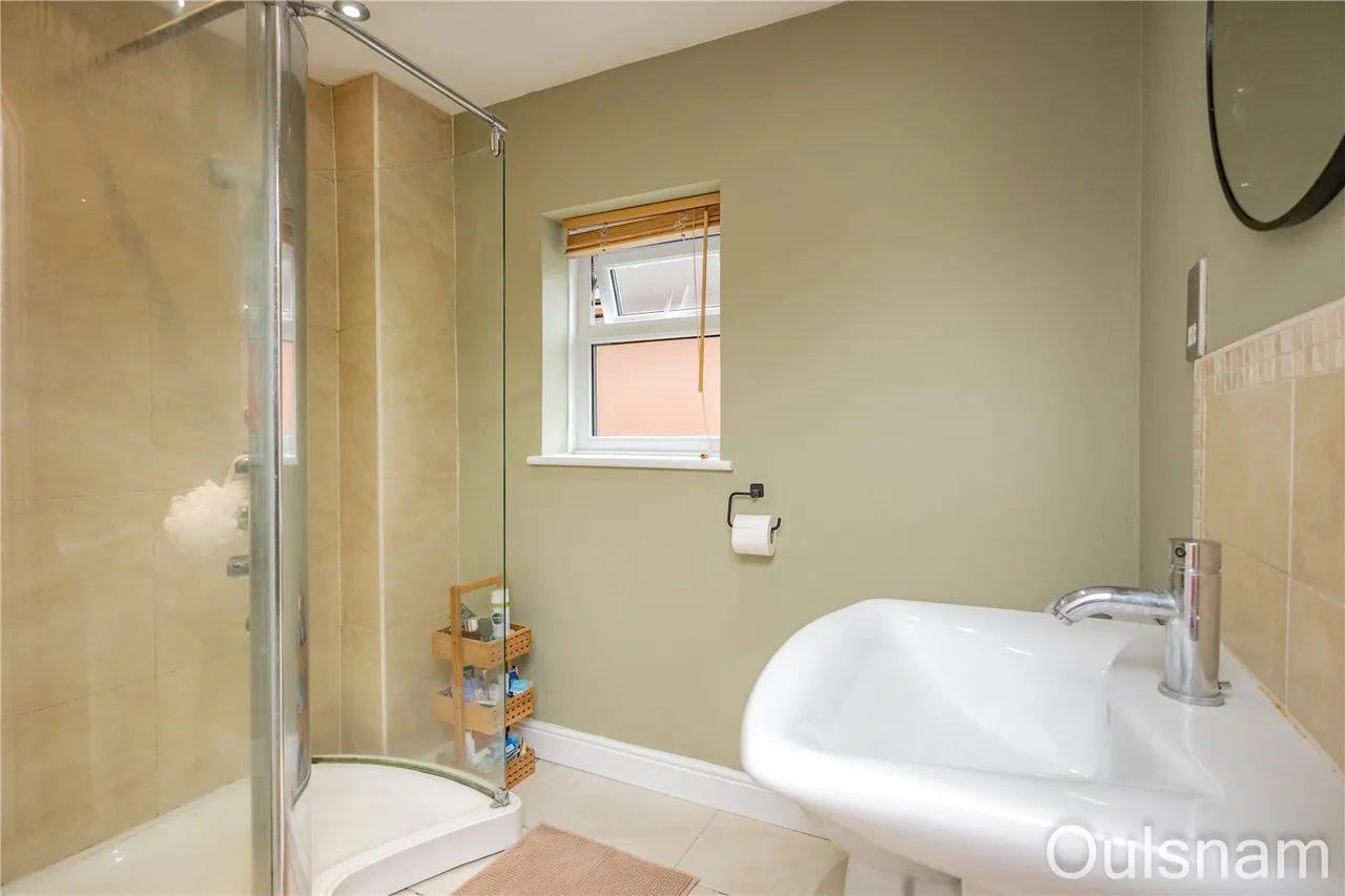 Manor Court Road, Bromsgrove, Worcestershire, B60 3NW, photo 19