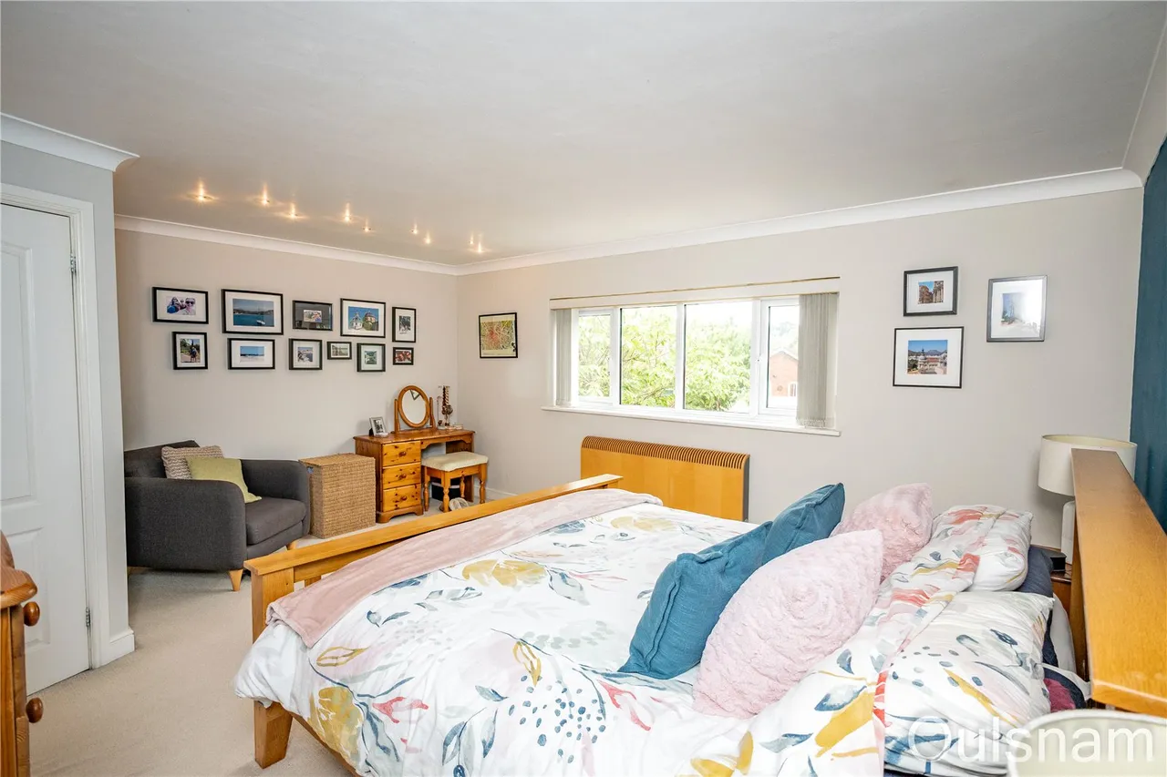 Manor Court Road, Bromsgrove, Worcestershire, B60 3NW, photo 17