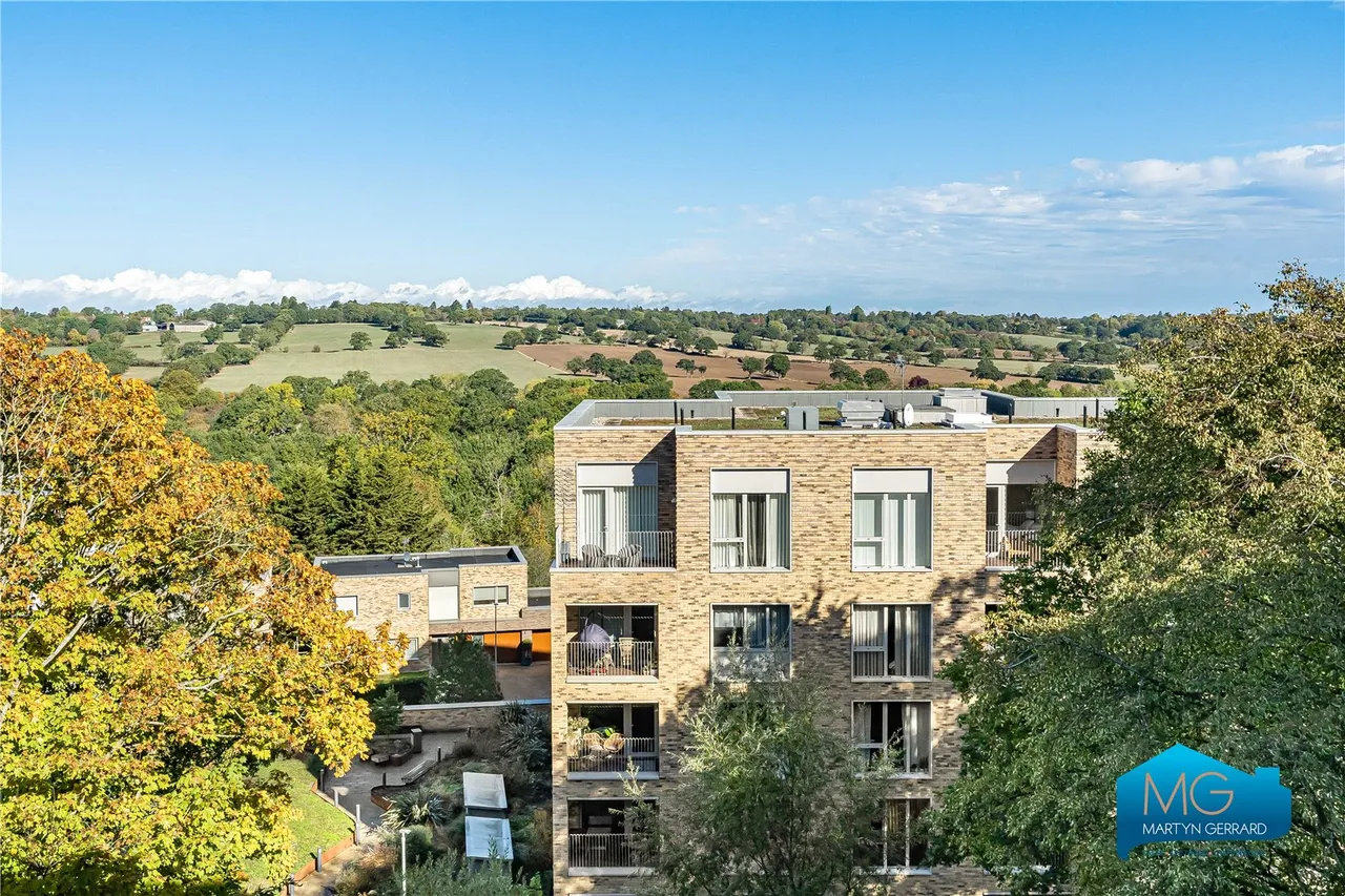 Medawar Drive, Mill Hill, NW7, photo 15