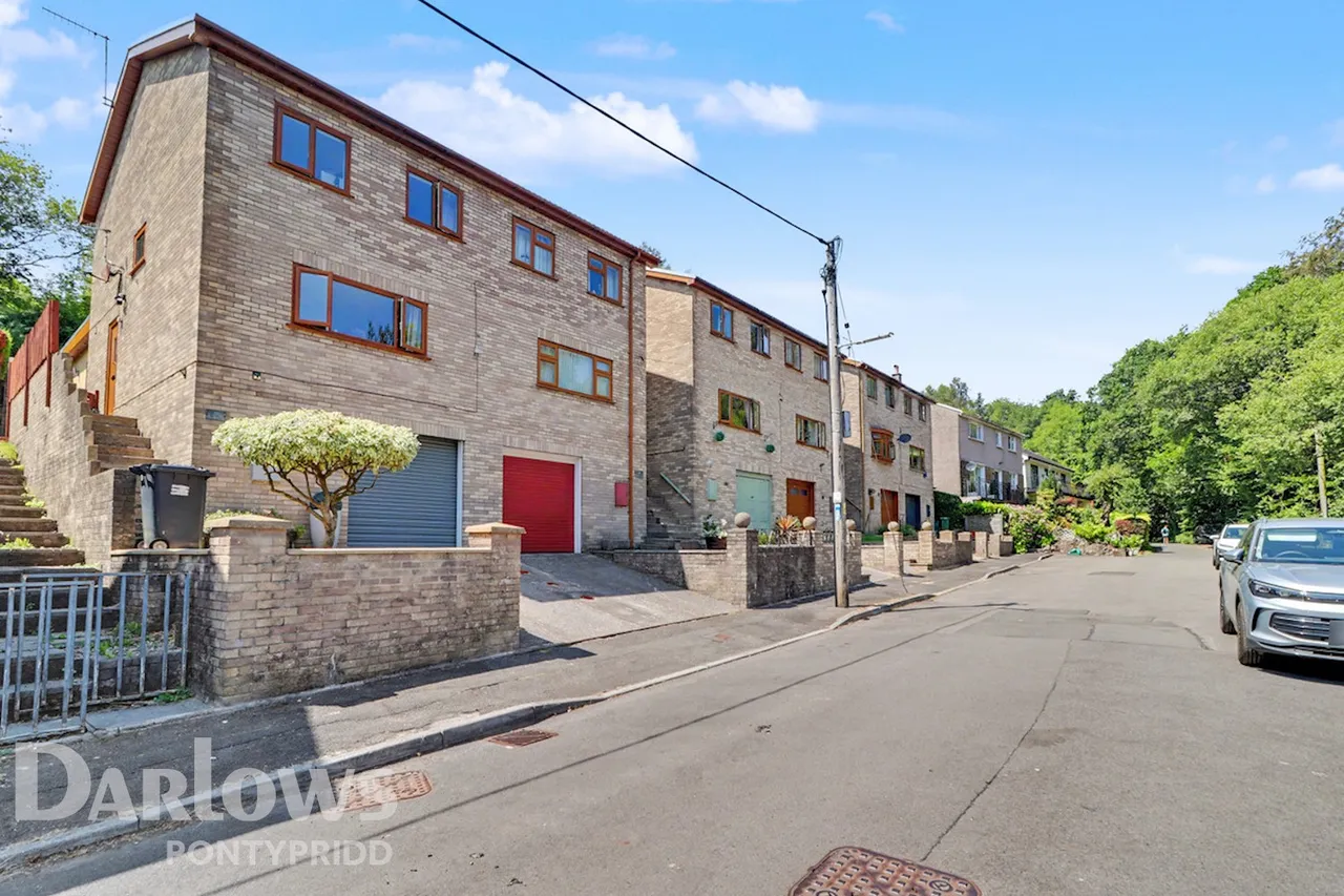 Other Street, Pontypridd, photo 28