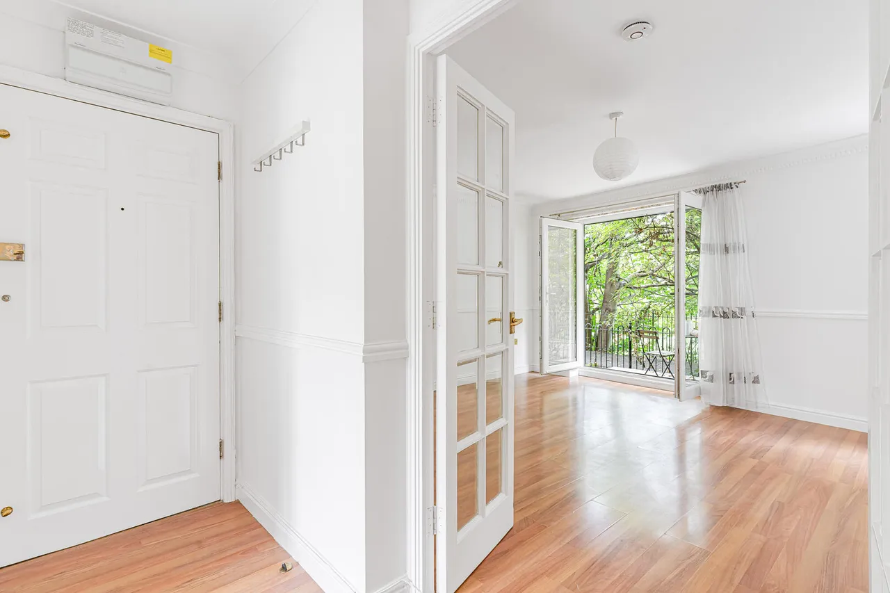 Whitworth Crescent, Enfield, EN3, photo 15