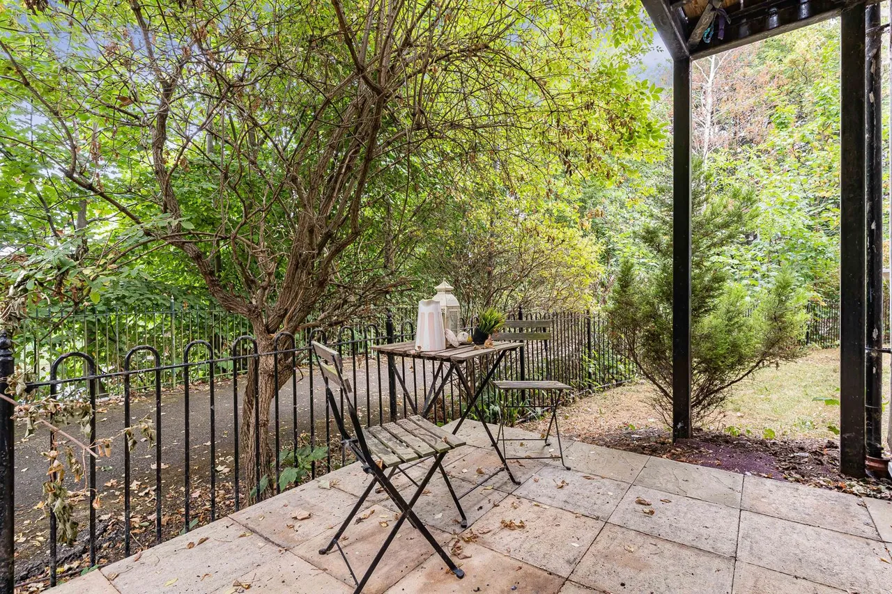Whitworth Crescent, Enfield, EN3, photo 12