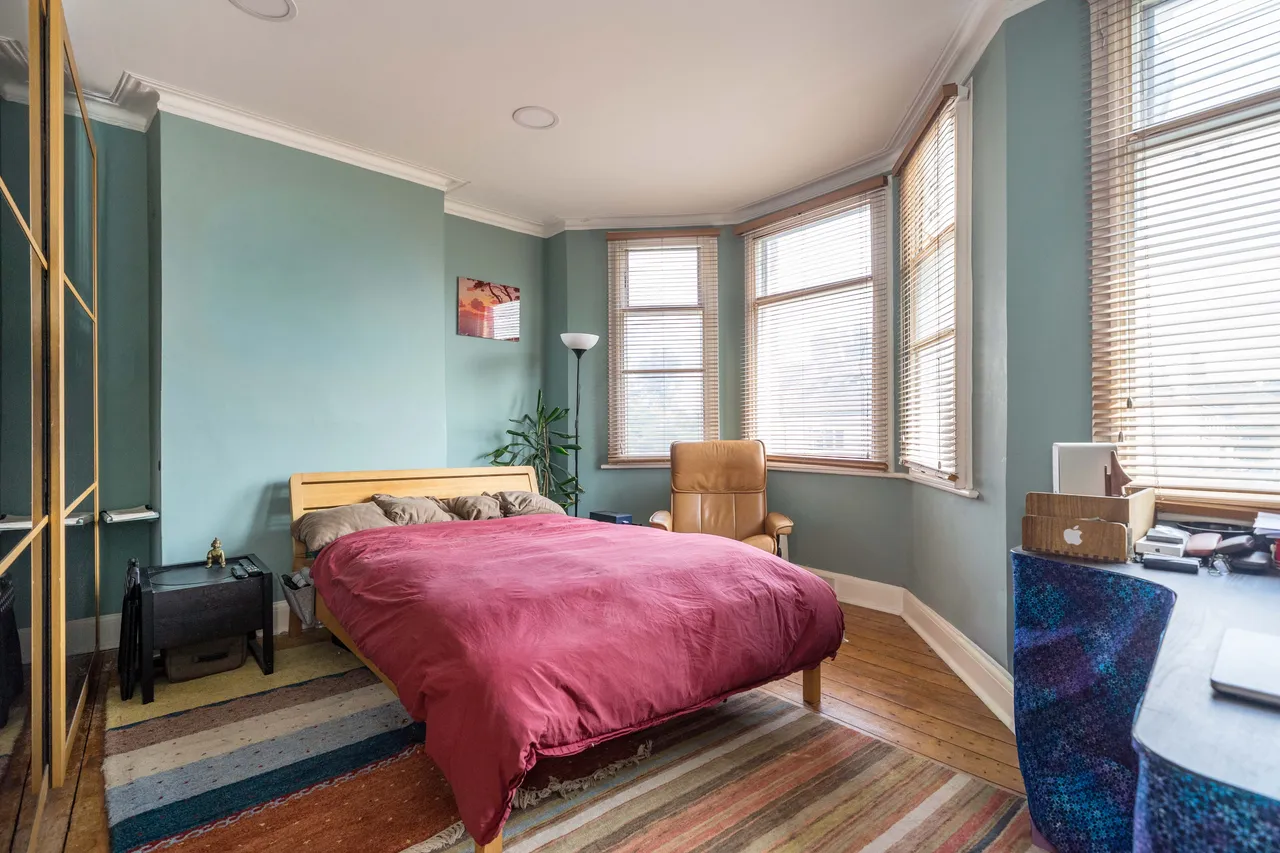 Pembroke Road, London, N10, photo 10