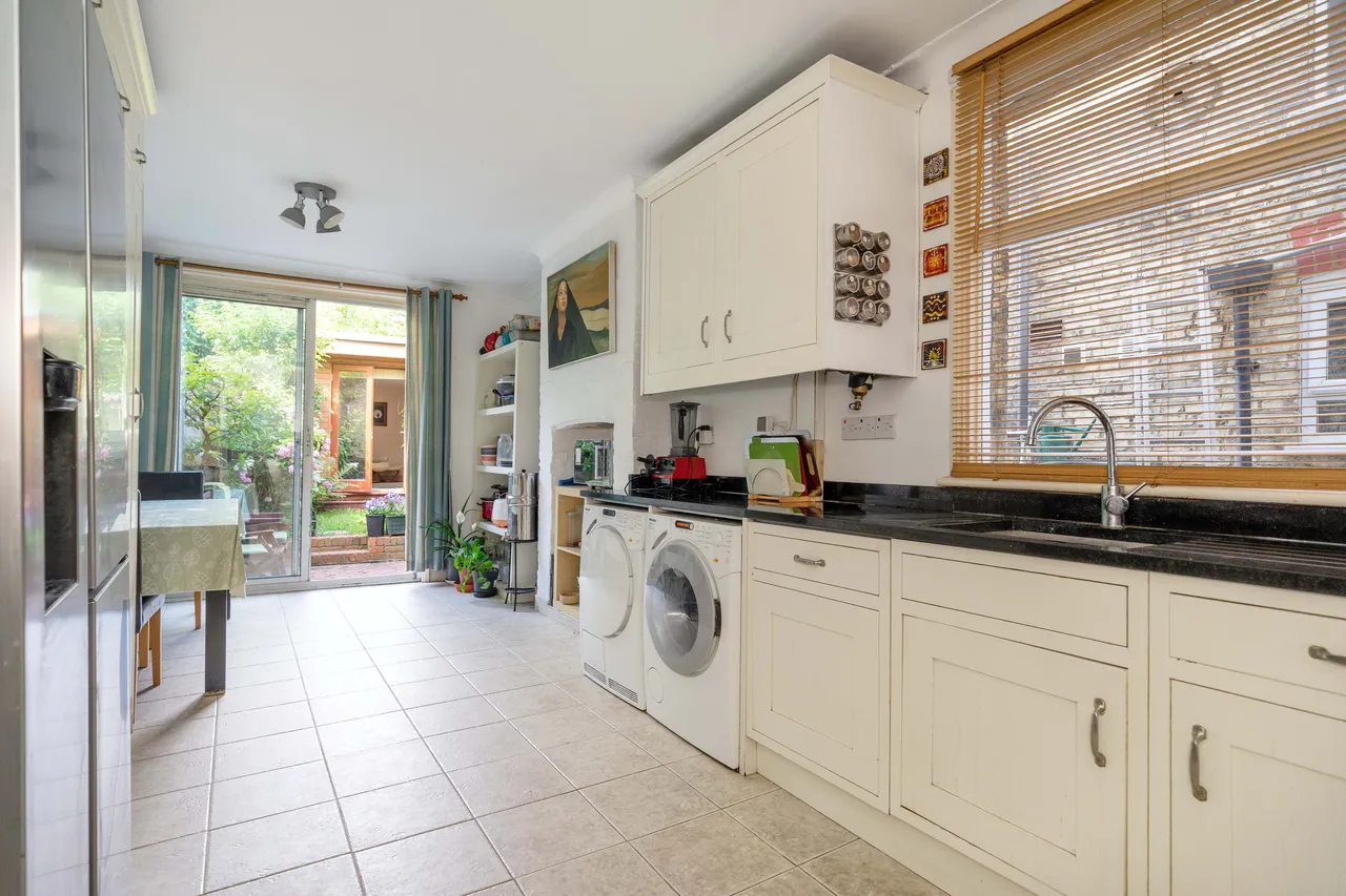Pembroke Road, London, N10, photo 2
