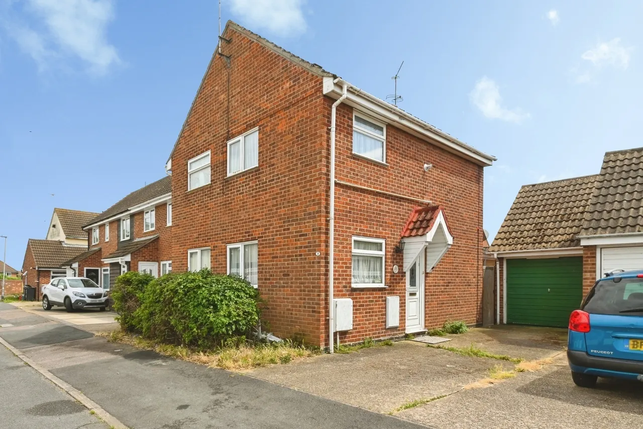Lupin Way, Clacton-on-Sea, Essex, CO16, photo 6