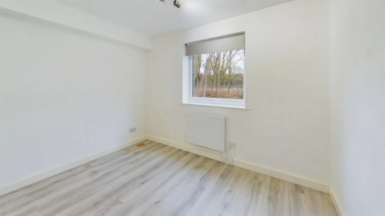 Mermaid Close, Bury St Edmunds, IP32, photo 5