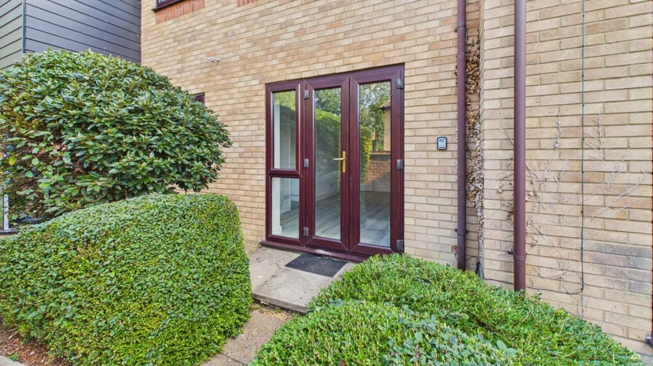 Mermaid Close, Bury St Edmunds, IP32, photo 7