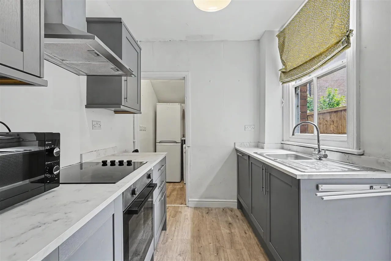 Evelyn Street, Beeston, NG9, photo 4