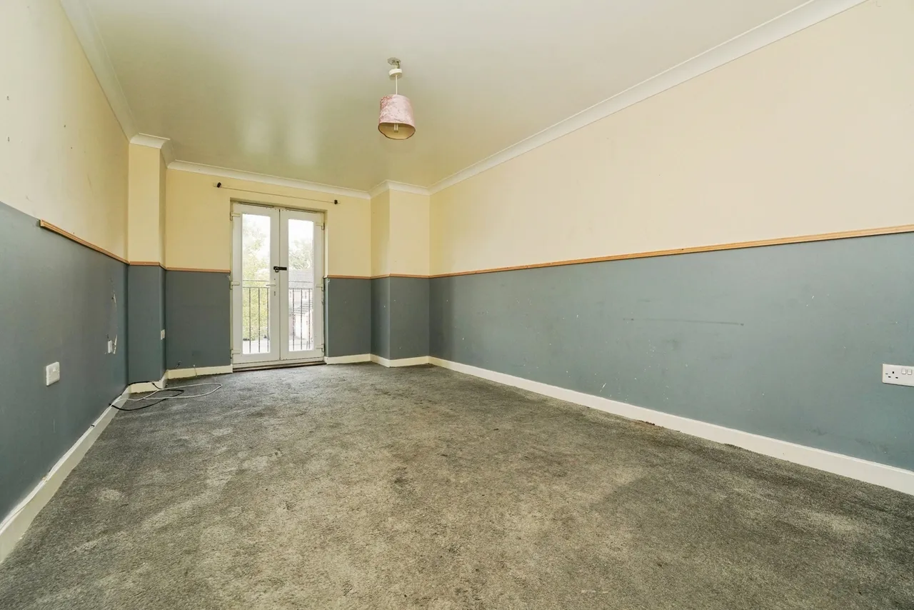 Mount Pleasant, Kingsway, Gloucester, Gloucestershire, GL2, photo 3