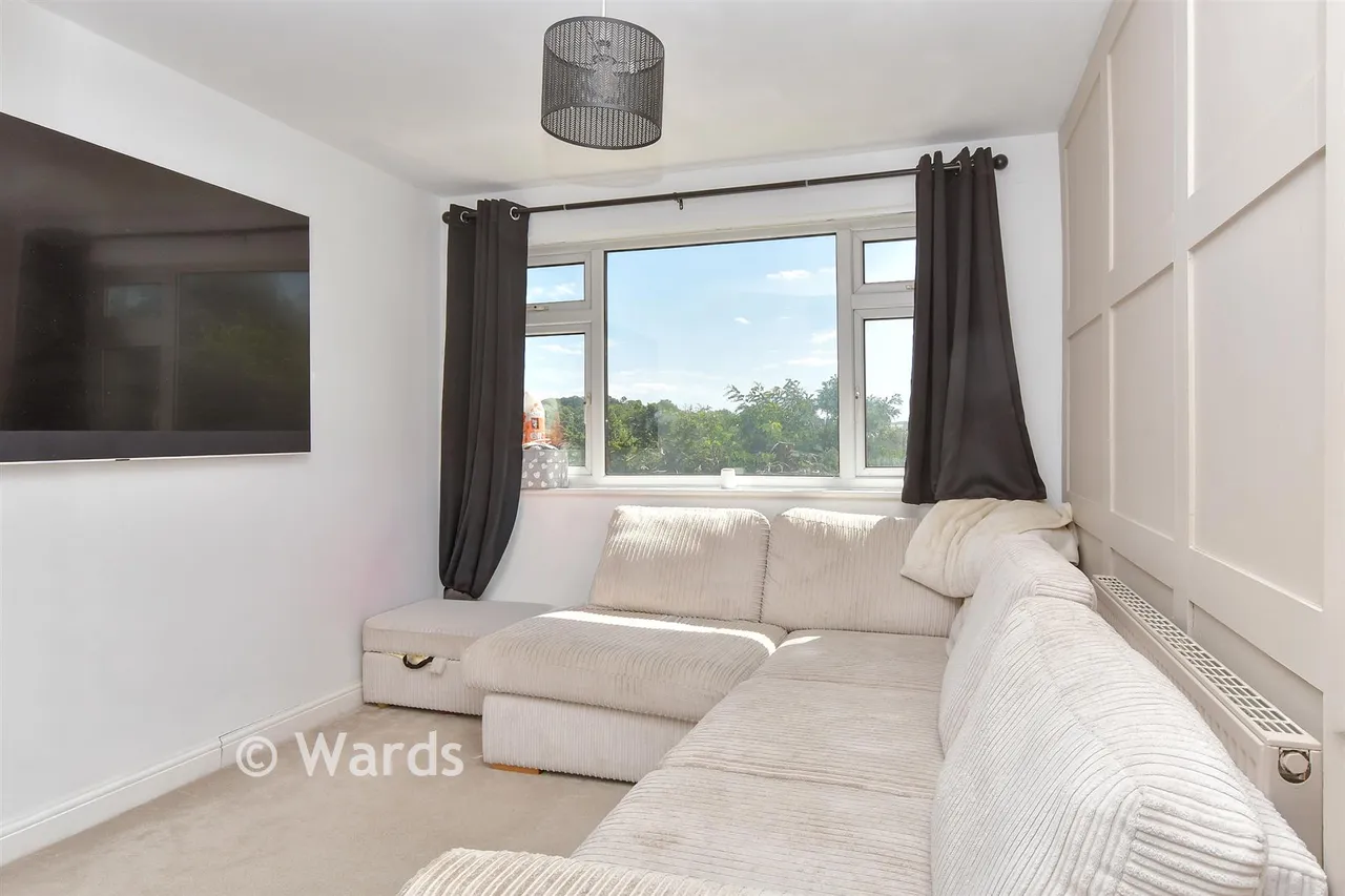 Merrals Wood Road, Strood, ME2, photo 6