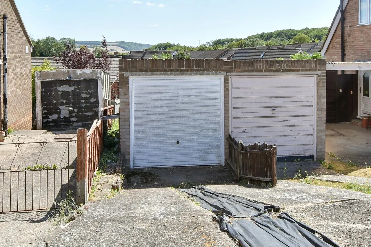 Merrals Wood Road, Strood, ME2, photo 9