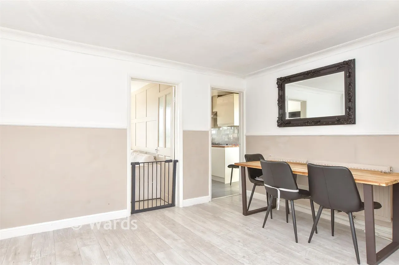 Merrals Wood Road, Strood, ME2, photo 5