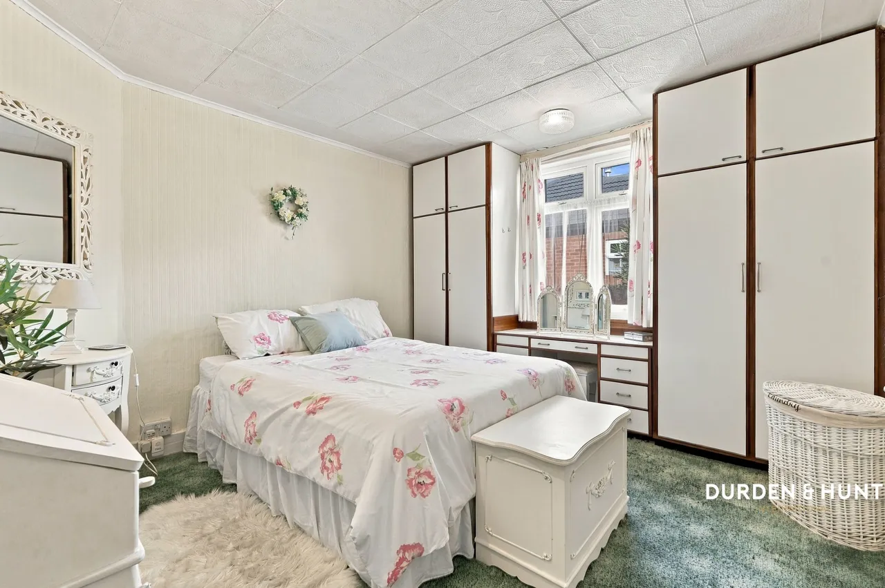 Briscoe Road, Rainham, RM13, photo 8