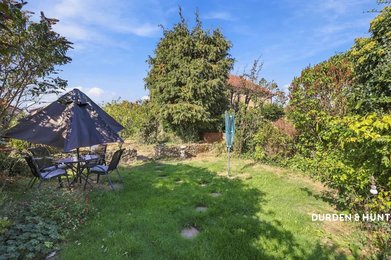 Briscoe Road, Rainham, RM13, photo 11