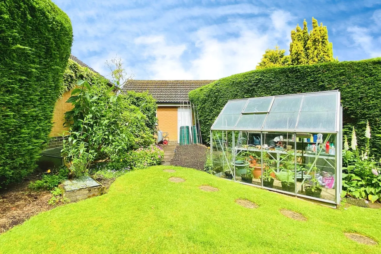 Eskdale Close, Oadby, LE2, photo 24