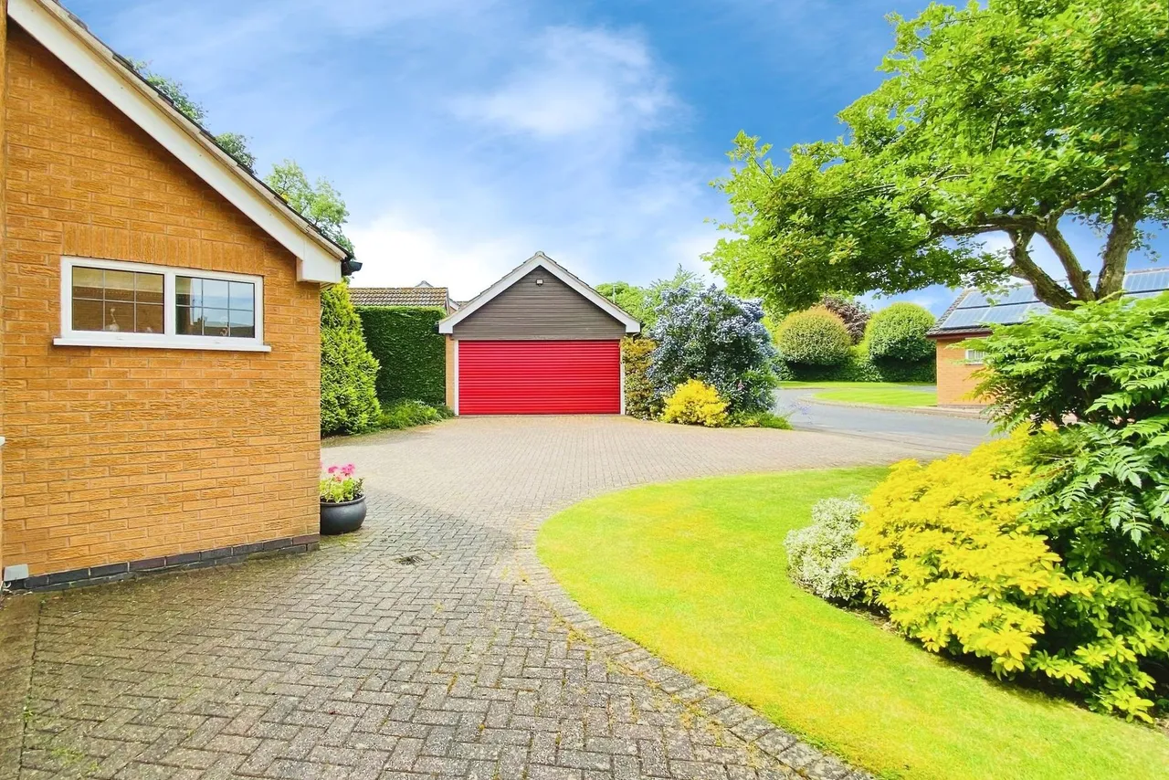 Eskdale Close, Oadby, LE2, photo 25