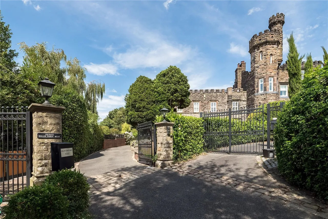Woodbrook Road, Alderley Edge, SK9, photo 3