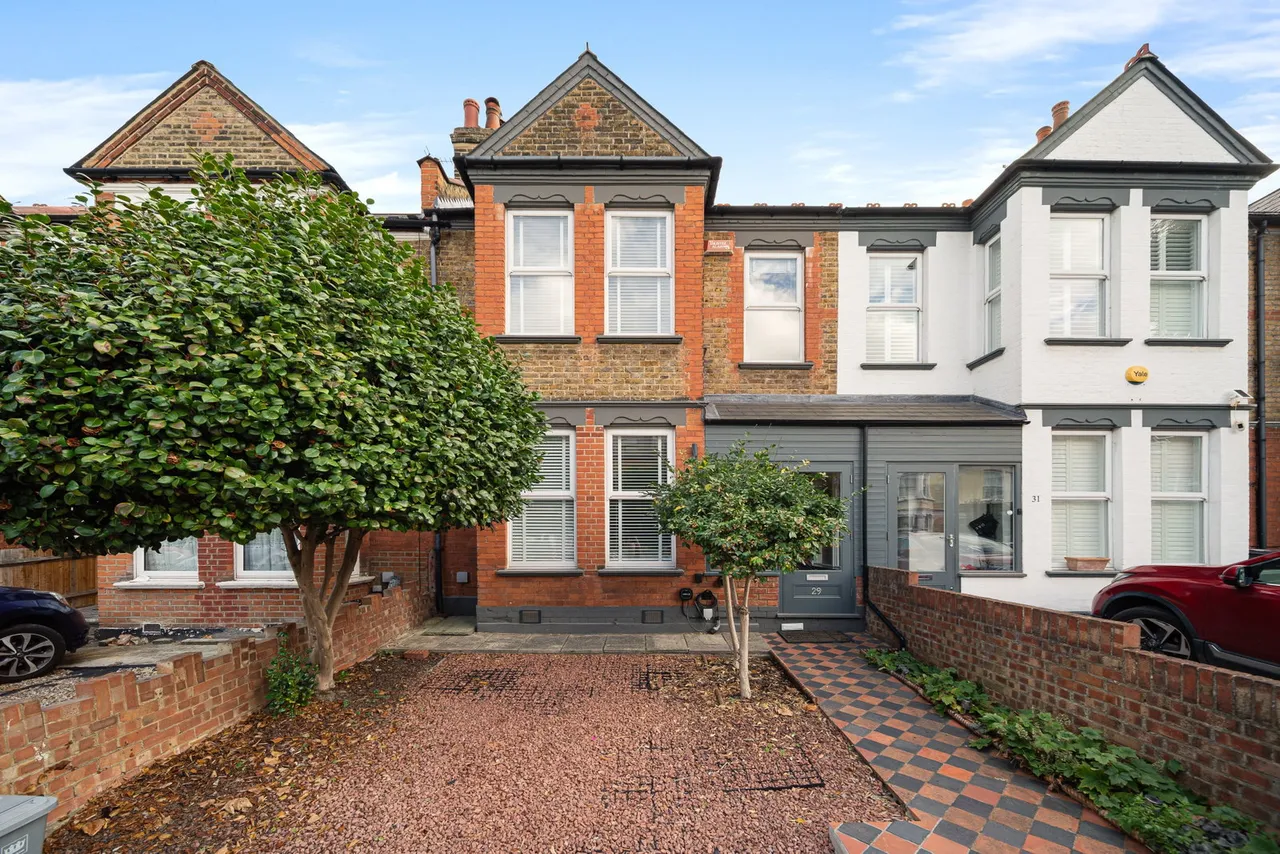 4 bed house for sale, Woolstone Road, SE23