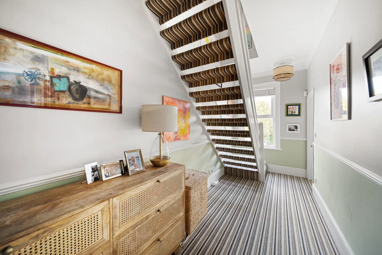Woolstone Road, SE23, photo 15