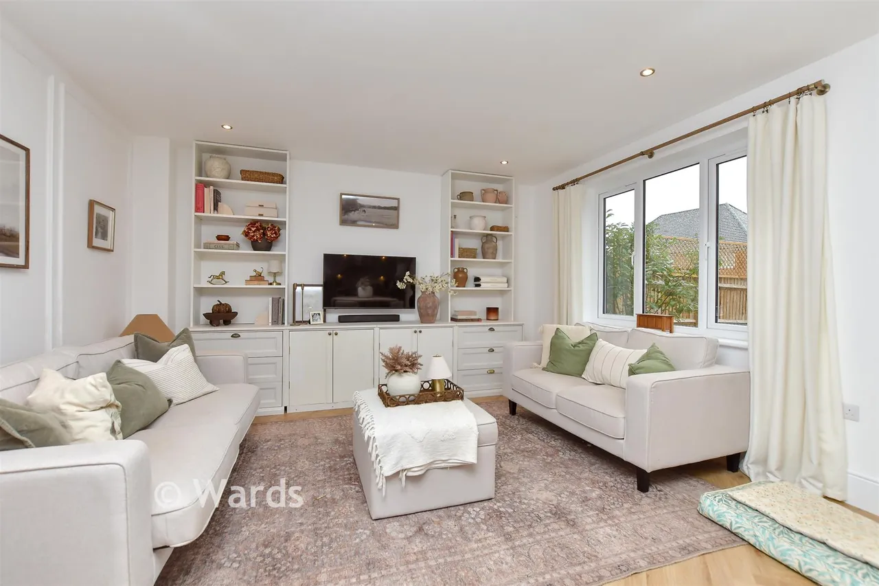 Chailey Drive, Rainham, ME8, photo 10