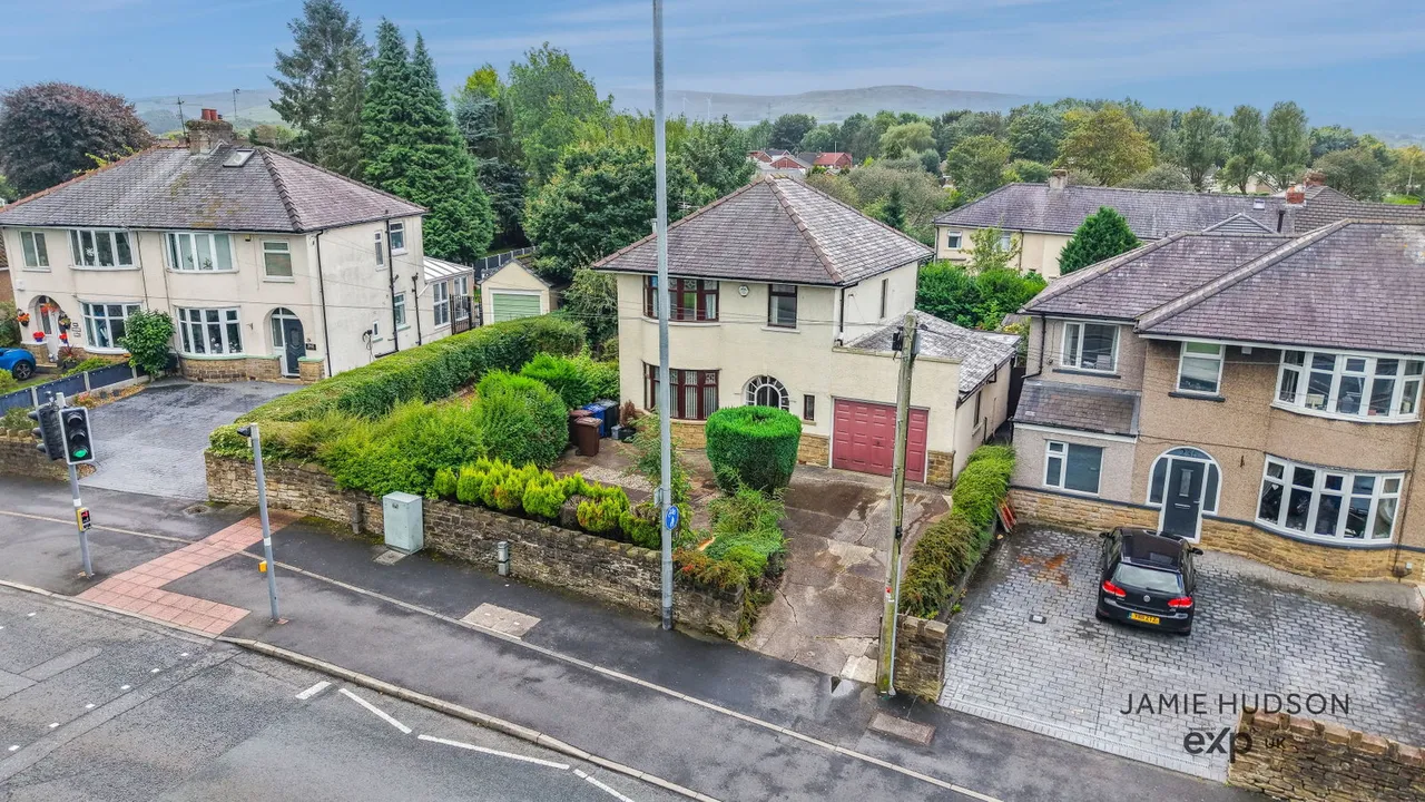 Burnley Road, Padiham, BB12, photo 39