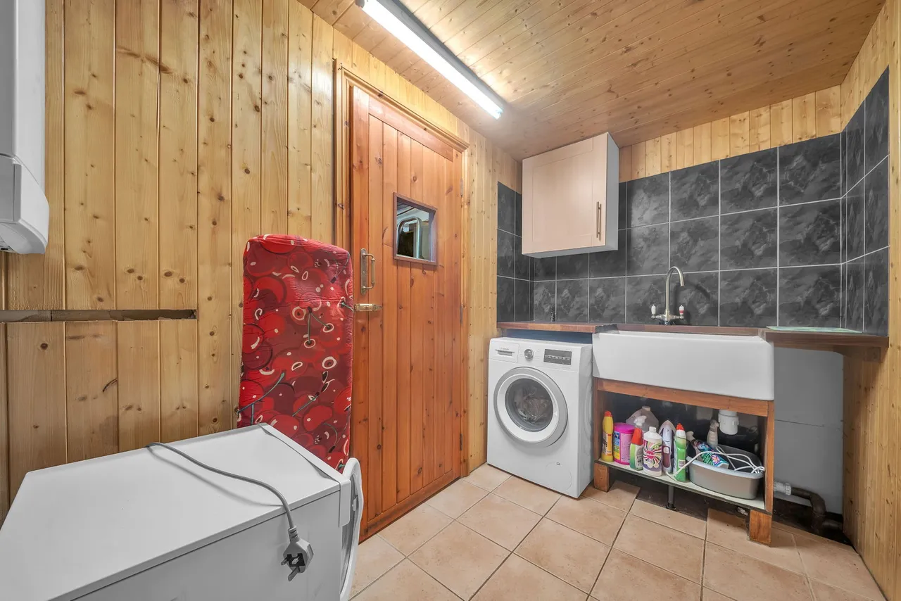 Burnley Road, Padiham, BB12, photo 19