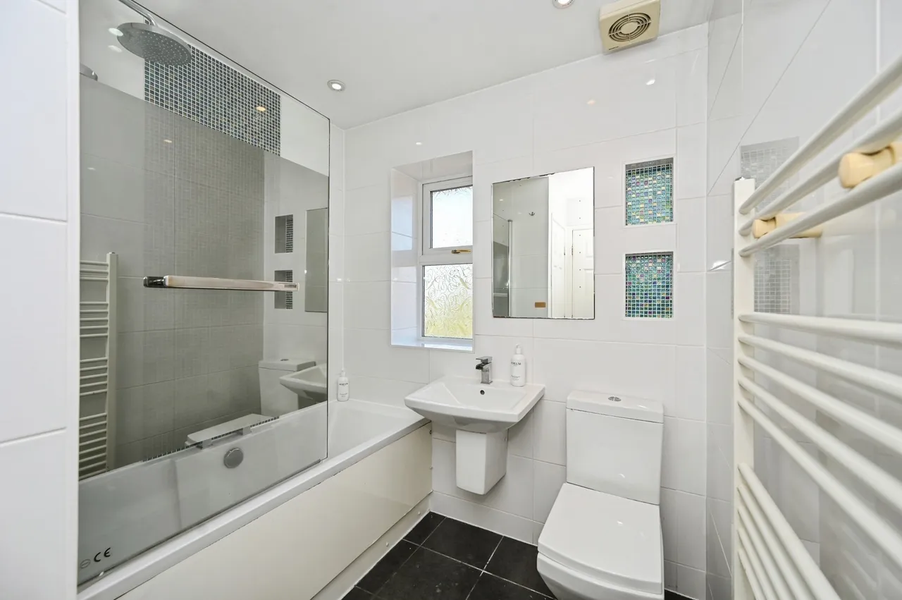 Benjamin Fold, WIGAN, Lancashire, WN4, photo 16