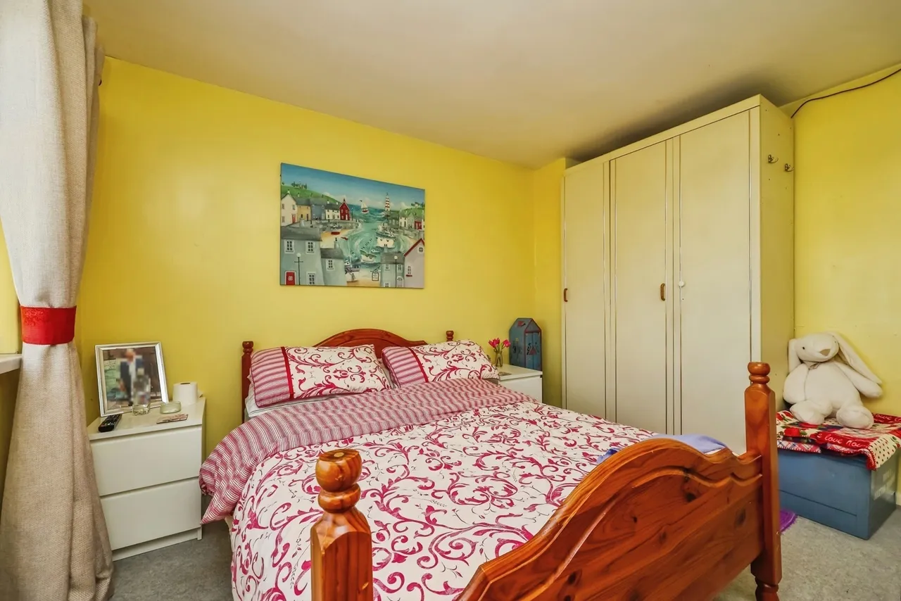 Winscombe Mount, Clifton, Nottingham, NG11, photo 6