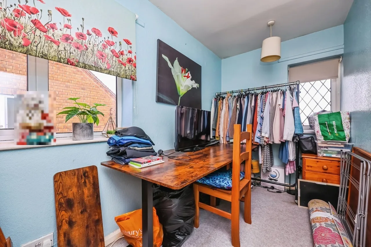Winscombe Mount, Clifton, Nottingham, NG11, photo 8