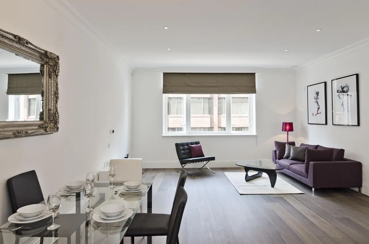 2 bed flat for sale — Leman Street, London, E1