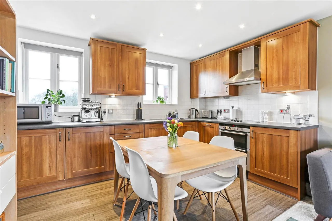 Elizabeth Drive, Banstead, SM7 2FE, photo 5