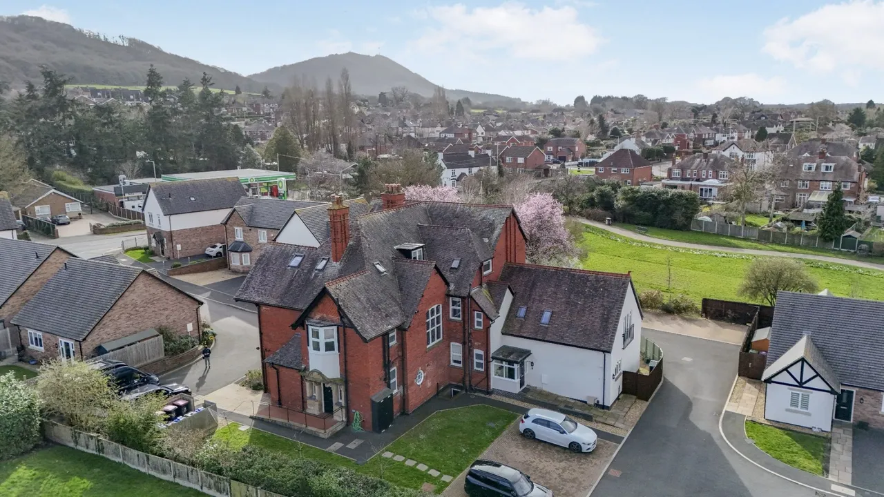 Bowring Hall, Bowring Hall, 300 Holyhead Road TF1 2EF, photo 4